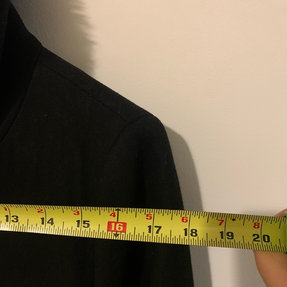 Wool coat with removable faux fur collar - Picture 6 of 10